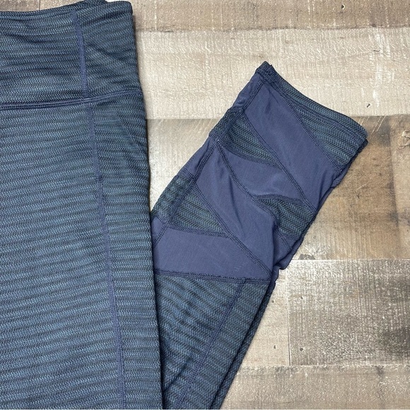 Athleta Mantra Jacquard Crop Legging size Small Tall - Picture 3 of 14